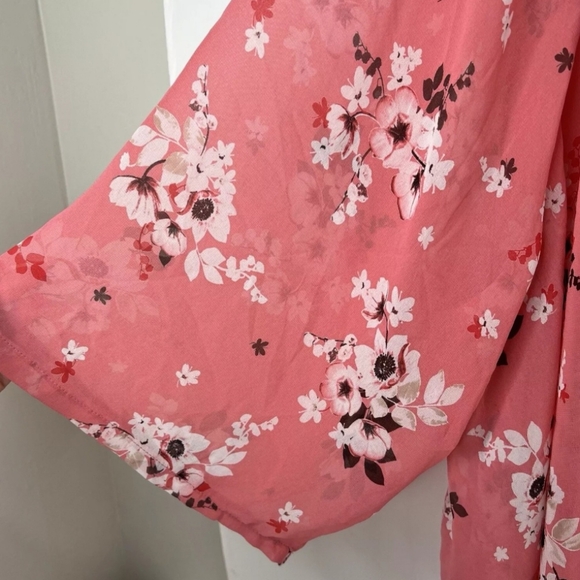 Torrid chiffon floral kimono size 3/4 pink cherry blossom print - Picture 8 of 14